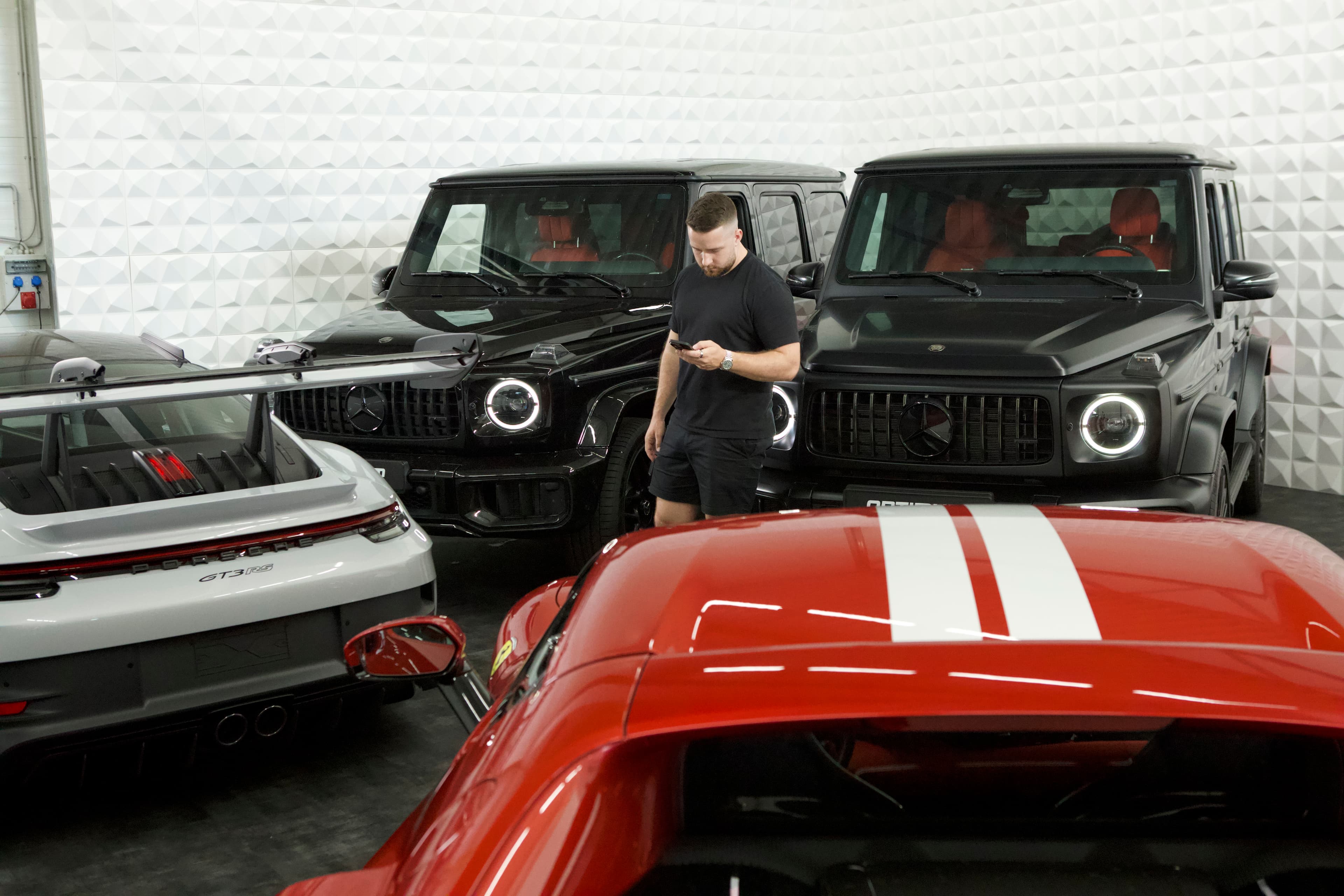 Kreativec: Kameraman a Editor Pro Budování Brandu! 🏎️ 🏘️